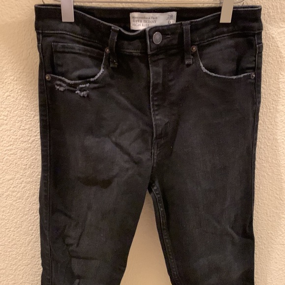 Abercrombie & Fitch Super Skinny High Rise Jeans - Picture 3 of 8